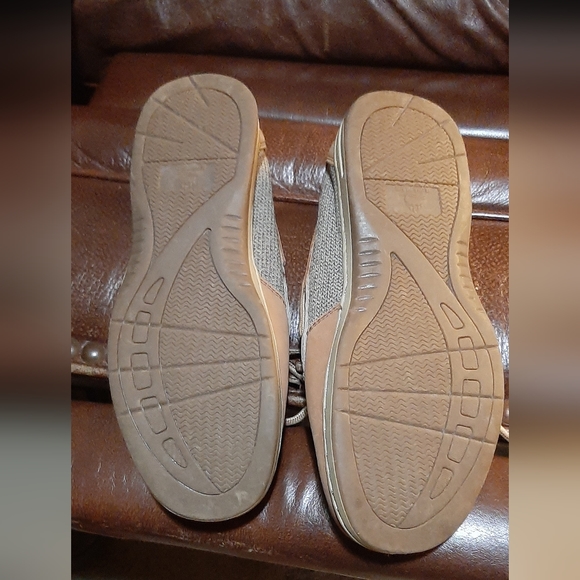 Aloha Island Tropics 7.5Men light brown upper leather shoe - Picture 3 of 7